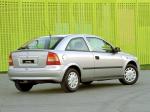Holden Astra 3-Door 1998 года